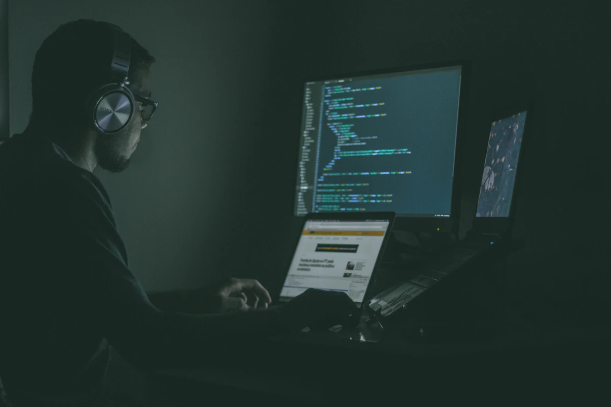 Salesforce MCP server setup: a developer connecting an AI coding assistant to a Salesforce sandbox